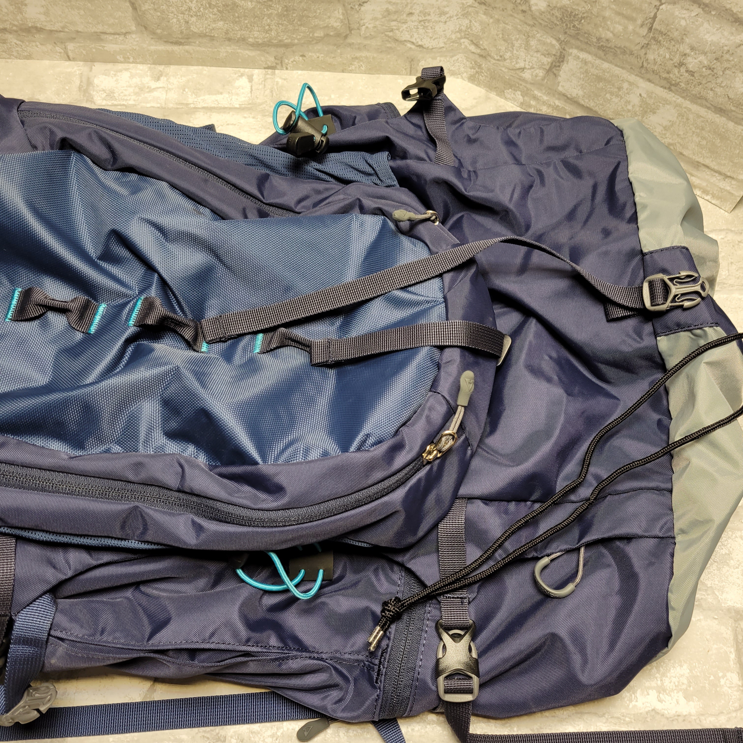 Ascend Rattlesnake 55L Backpack Trail Hiking Camping Backpack, Blue *DAMAGED* (8010922459374)